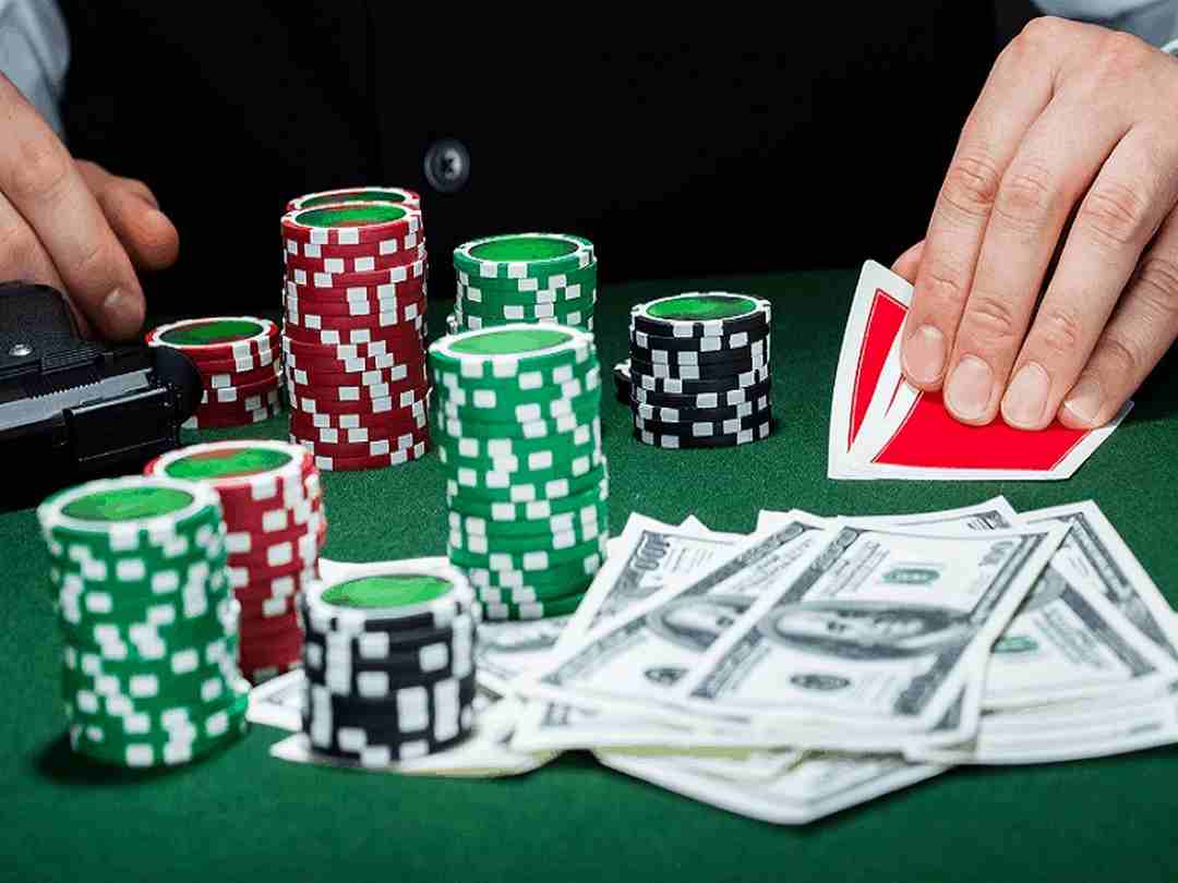 Poker là một trong những thế mạnh giúp cho King’s Poker chiếm được ưu thế